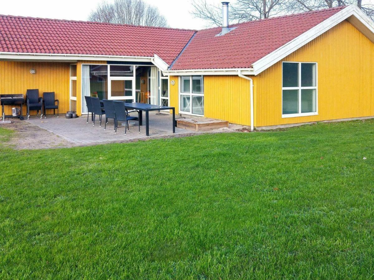 12 Person Holiday Home In Норборг Экстерьер фото